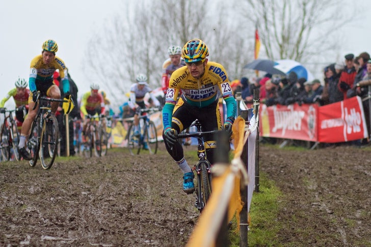 Vlaamse Volksbeweging op Druivencross